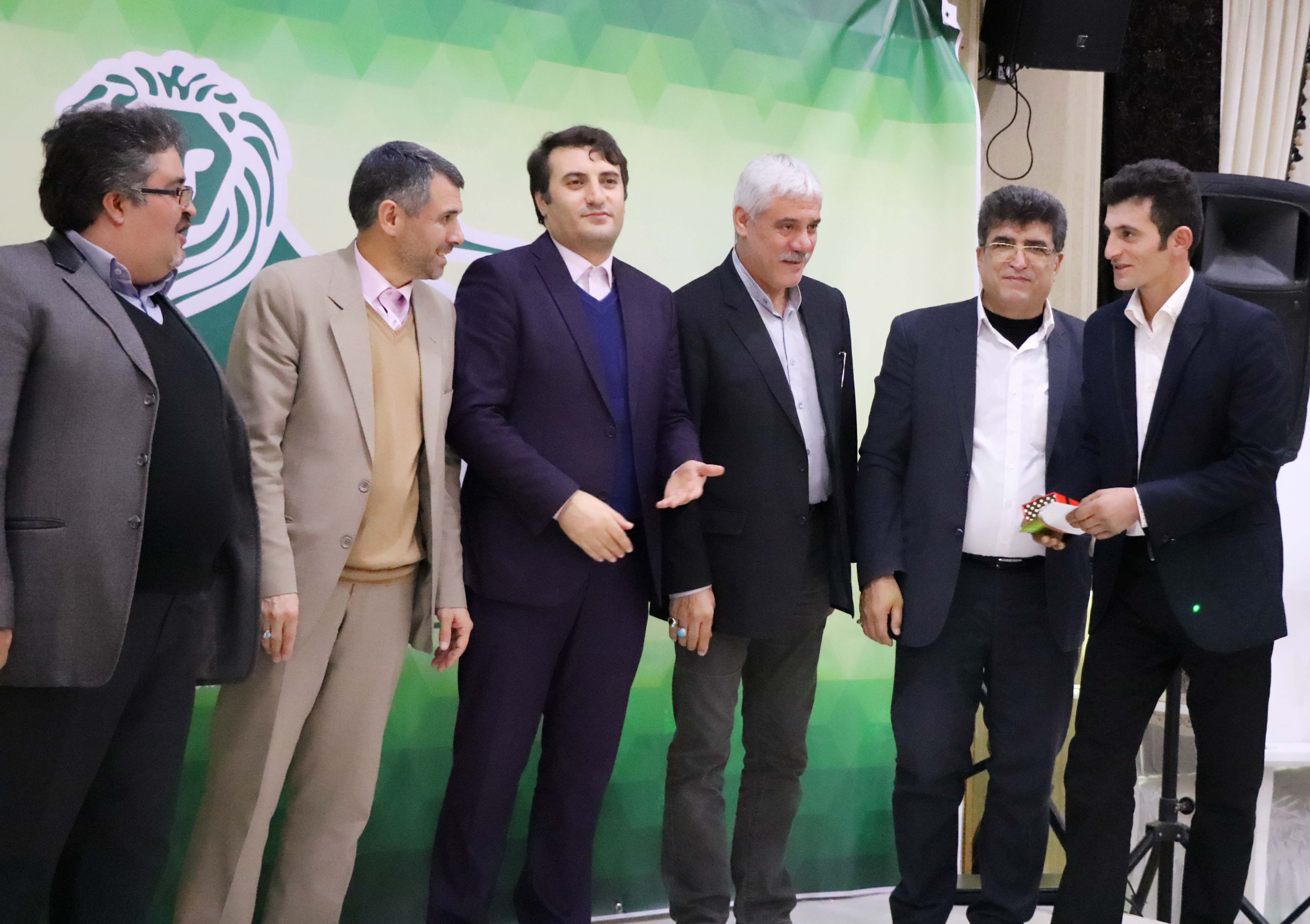 جشنواره روغن موتور الموت به منظور تقدیر و اهداء جوایز به مشتریان برتر استان اردبیل در سال96