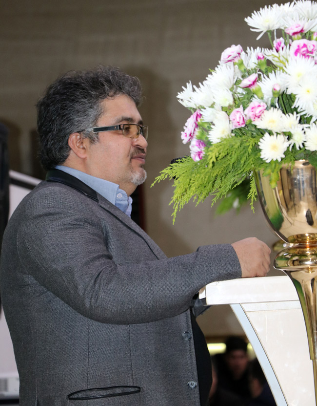 سخنرانی مدیریت محترم شرکت روغن موتور الموت در جشنواره روغن موتور الموت در استان اردبیل